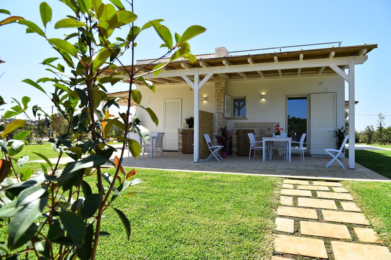 Bed and Breakfast Borgo Fiorito Relais Parabita Esterno foto