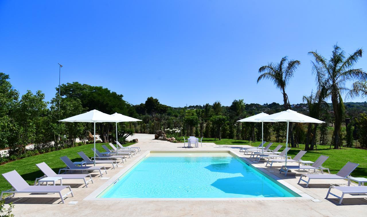 Bed and Breakfast Borgo Fiorito Relais Parabita Esterno foto