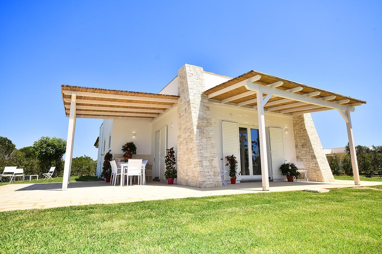 Bed and Breakfast Borgo Fiorito Relais Parabita Esterno foto