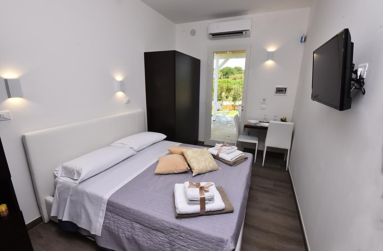 Bed and Breakfast Borgo Fiorito Relais Parabita Esterno foto