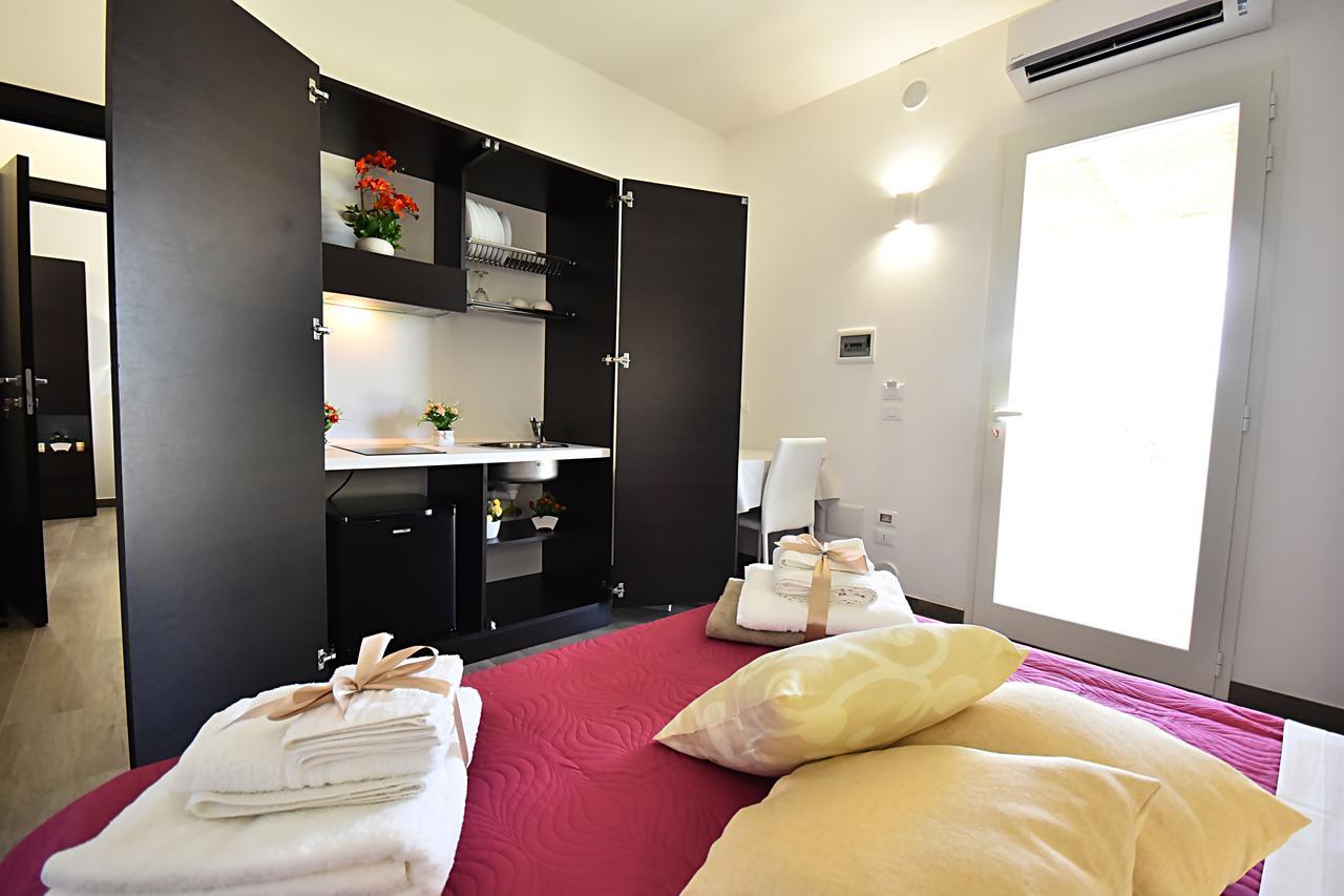 Bed and Breakfast Borgo Fiorito Relais Parabita Esterno foto