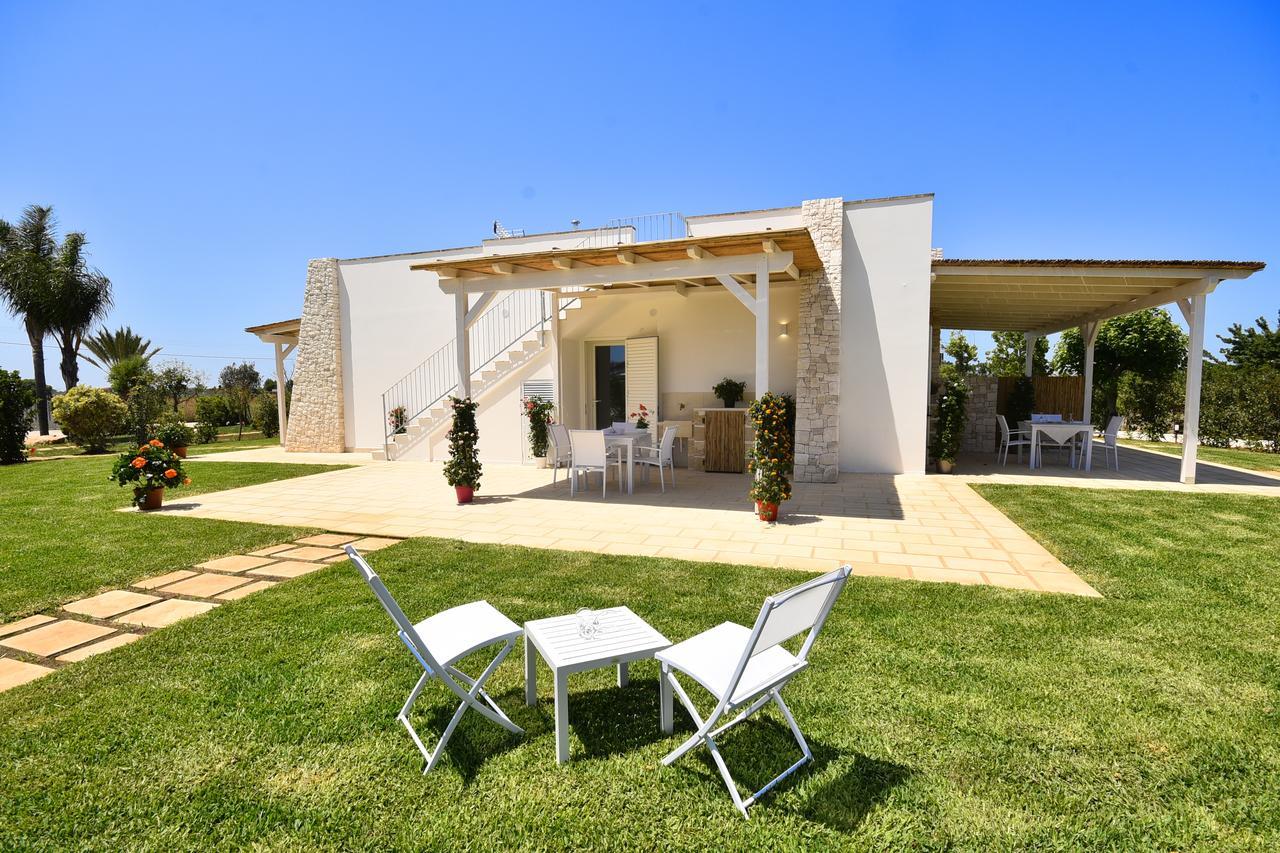 Bed and Breakfast Borgo Fiorito Relais Parabita Esterno foto