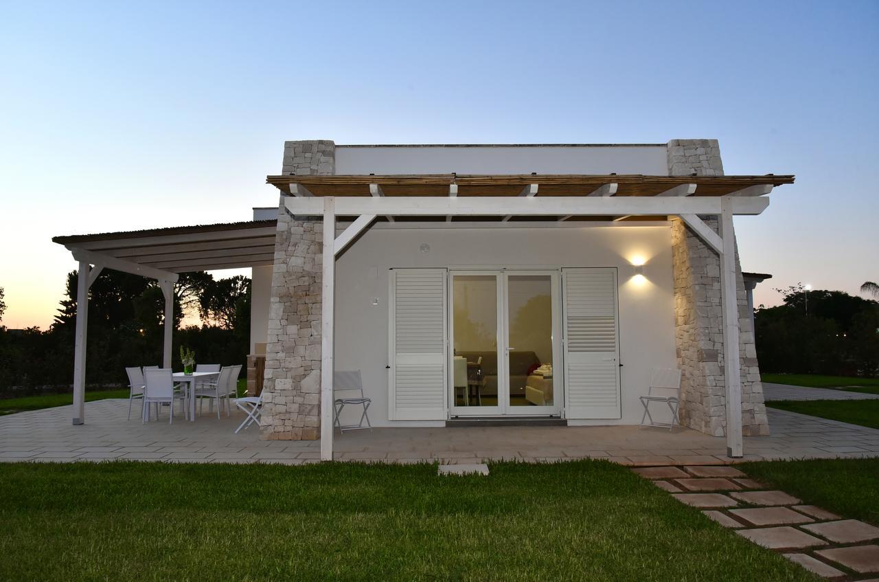 Bed and Breakfast Borgo Fiorito Relais Parabita Esterno foto