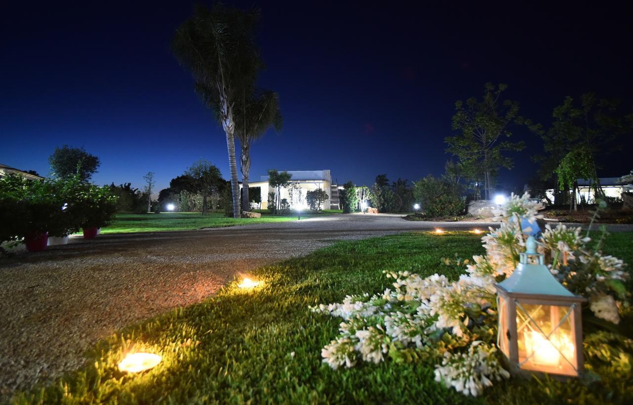 Bed and Breakfast Borgo Fiorito Relais Parabita Esterno foto