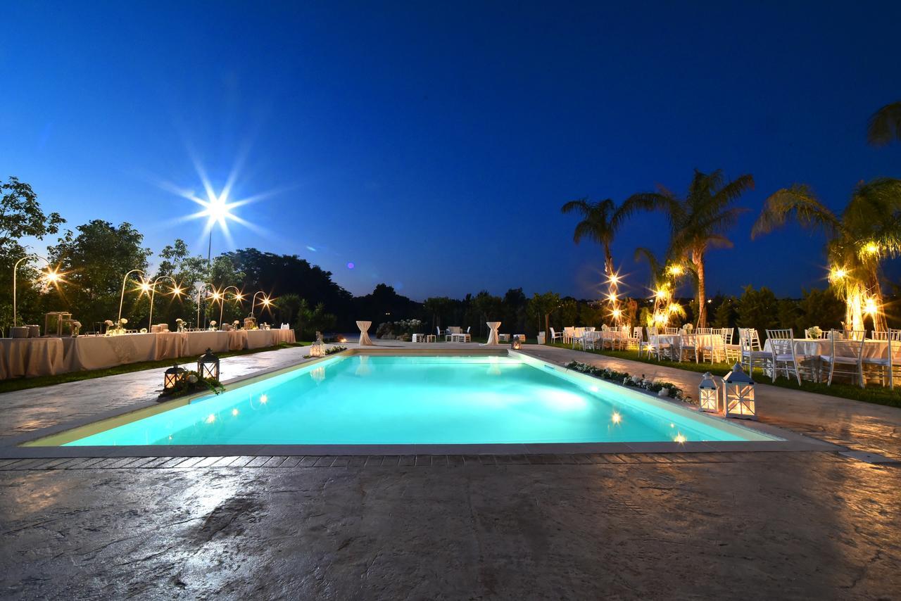 Bed and Breakfast Borgo Fiorito Relais Parabita Esterno foto