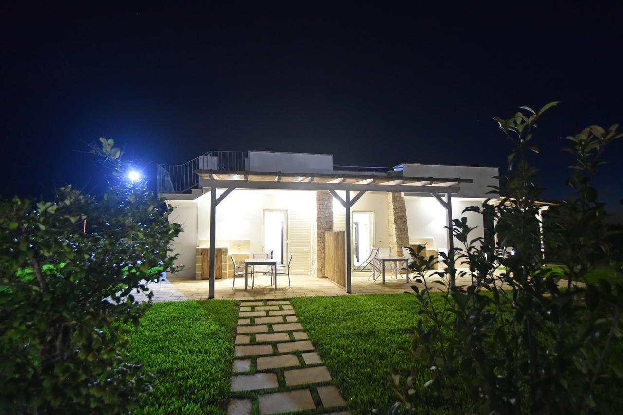 Bed and Breakfast Borgo Fiorito Relais Parabita Esterno foto