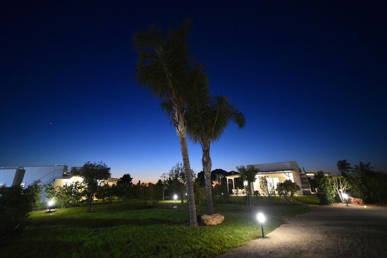 Bed and Breakfast Borgo Fiorito Relais Parabita Esterno foto