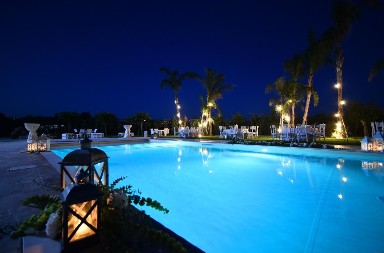 Bed and Breakfast Borgo Fiorito Relais Parabita Esterno foto