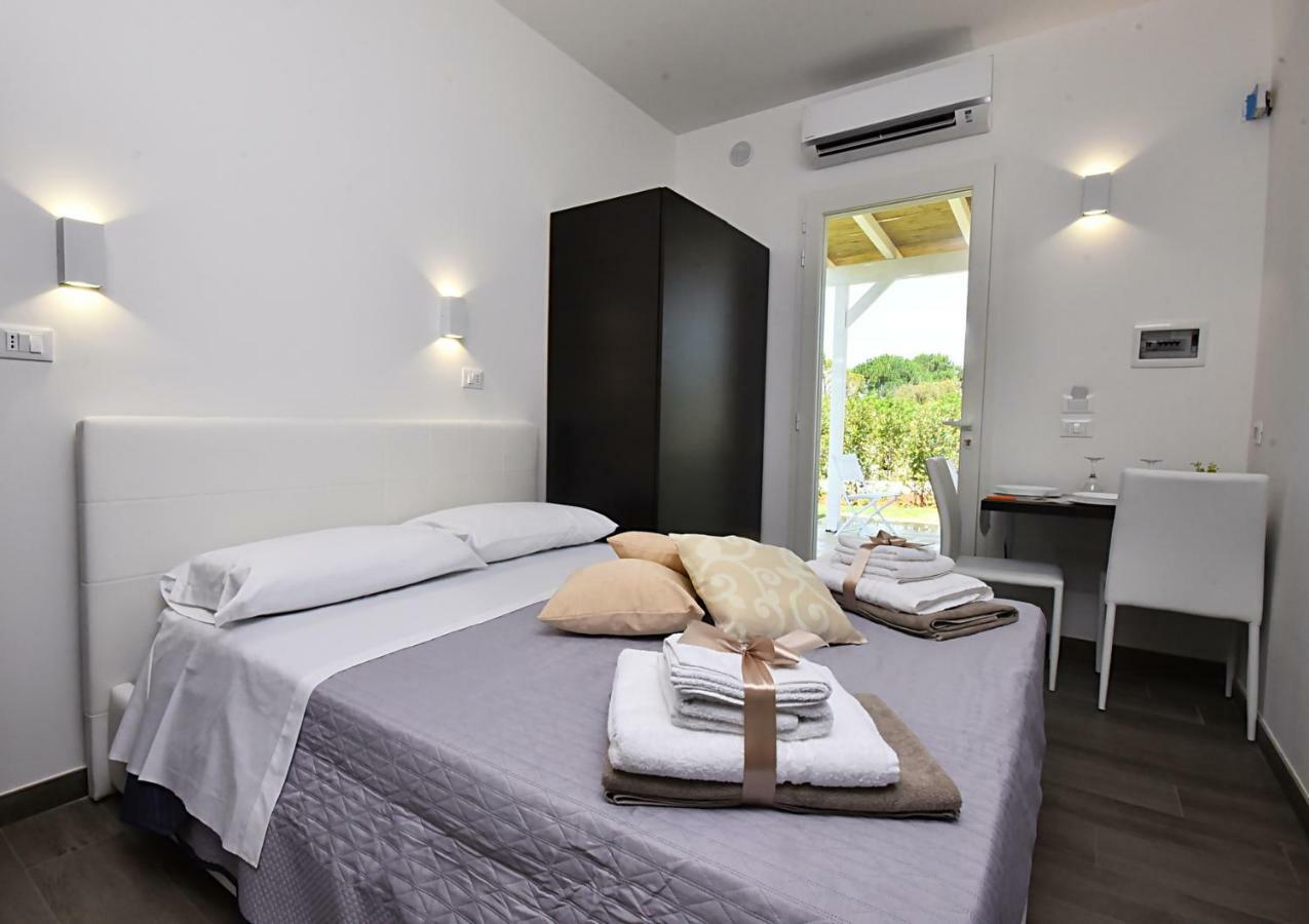 Bed and Breakfast Borgo Fiorito Relais Parabita Esterno foto
